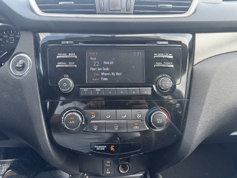 2016 Nissan Rogue SV**AWD**CAMERA DE RECULE**SIEGES CHAUFFNATS**MAGS**SIEGES ELECTRIC** Main Image