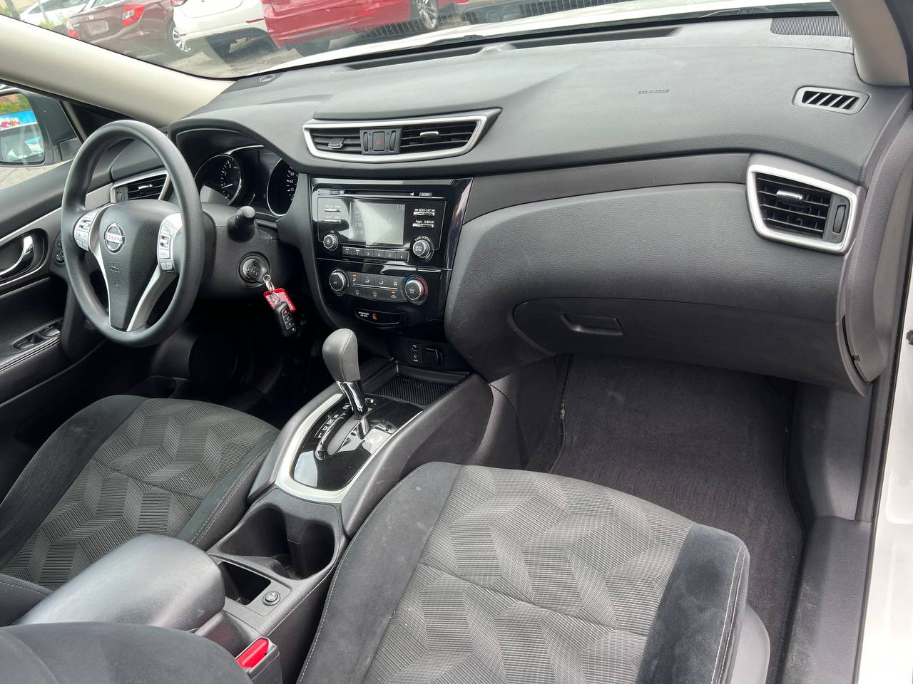 2015 Nissan Rogue SV**Jamais accidentÉ**CAMERA DE RECULE**SIEGES CHAUFFNATS** Image principale