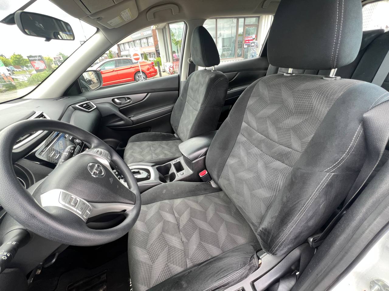 2015 Nissan Rogue SV**Jamais accidentÉ**CAMERA DE RECULE**SIEGES CHAUFFNATS** Image principale