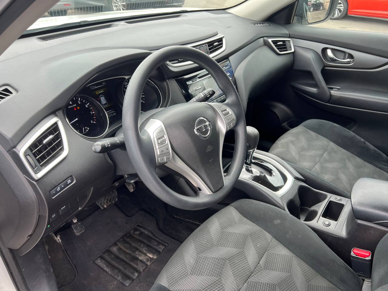 2015 Nissan Rogue SV**Jamais accidentÉ**CAMERA DE RECULE**SIEGES CHAUFFNATS** Image principale