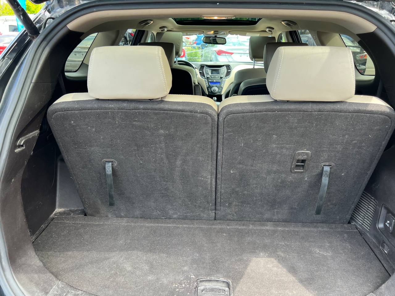 2016 Hyundai Santa Fe XL Luxury**6 PASSAGERS**AWD**Toit Ouvrant**CamÉra de Recul**SIEGES EN CUIR**Volant Chauffant**SIEGES CHAUFFANTS** Image principale