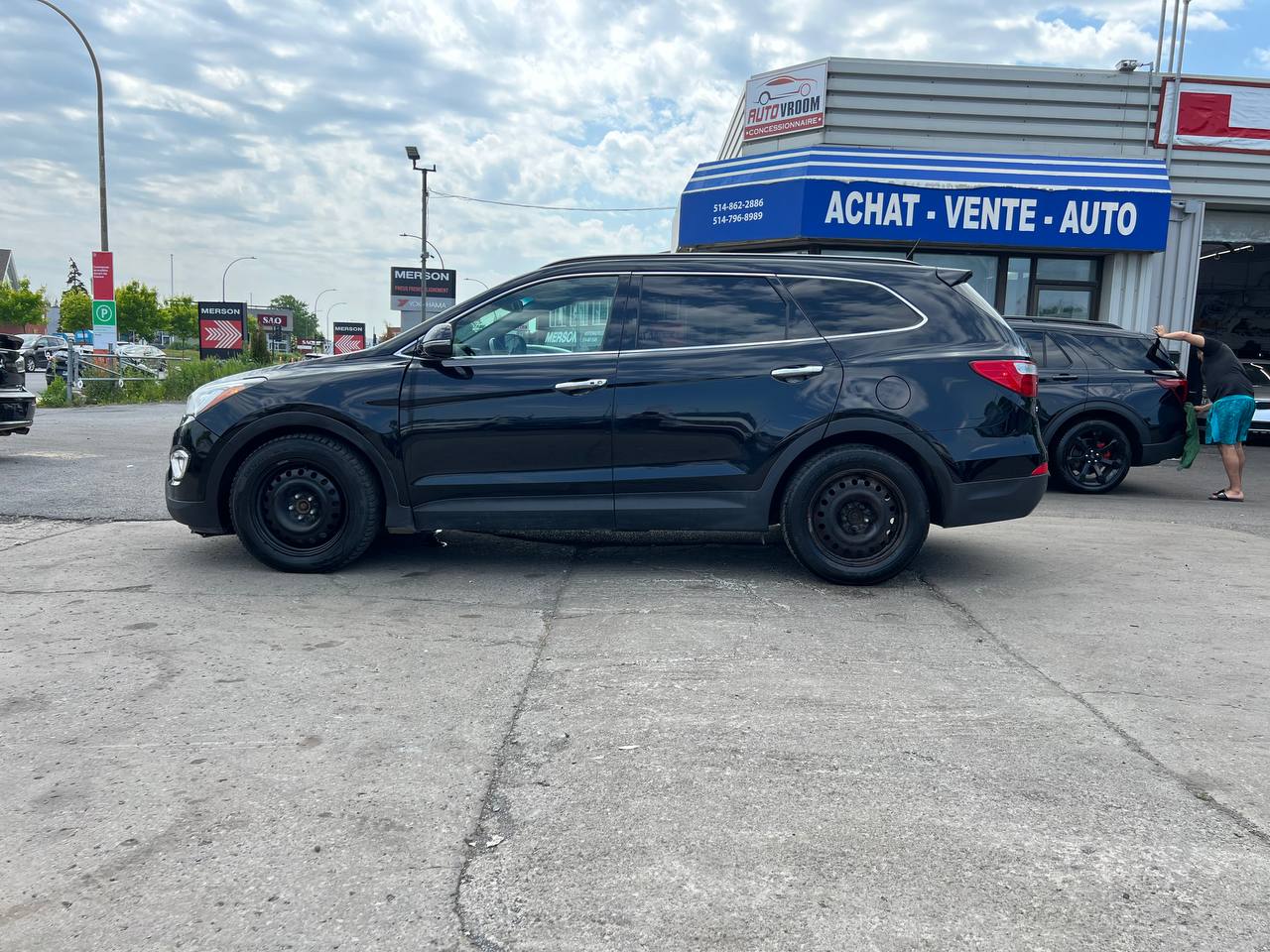 2016 Hyundai Santa Fe XL Luxury**6 PASSAGERS**AWD**Toit Ouvrant**CamÉra de Recul**SIEGES EN CUIR**Volant Chauffant**SIEGES CHAUFFANTS** Image principale