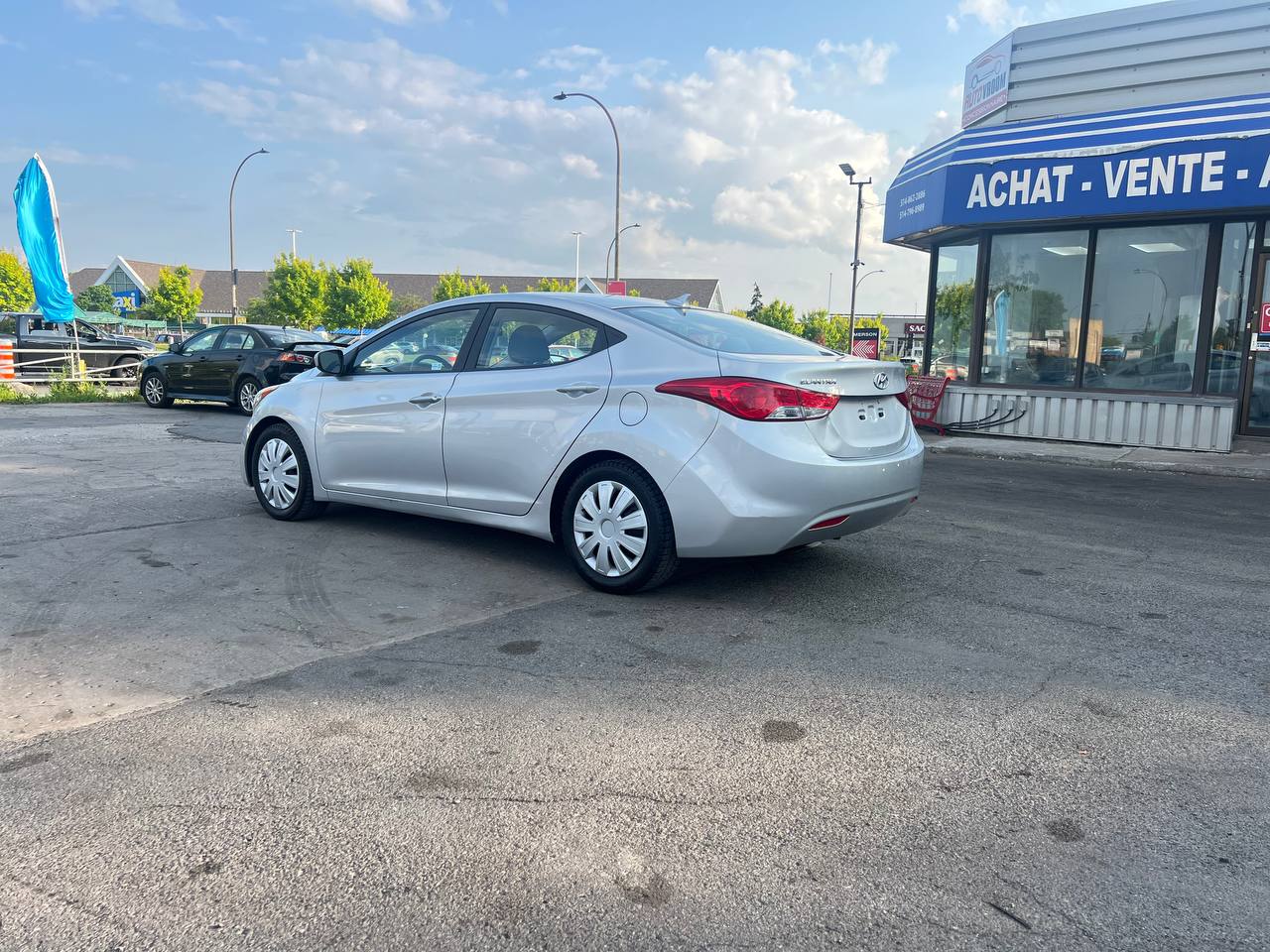 2013 Hyundai Elantra GL**SAAQ CERTIFIEE**SIEGES CHAUFFANTS** Image principale