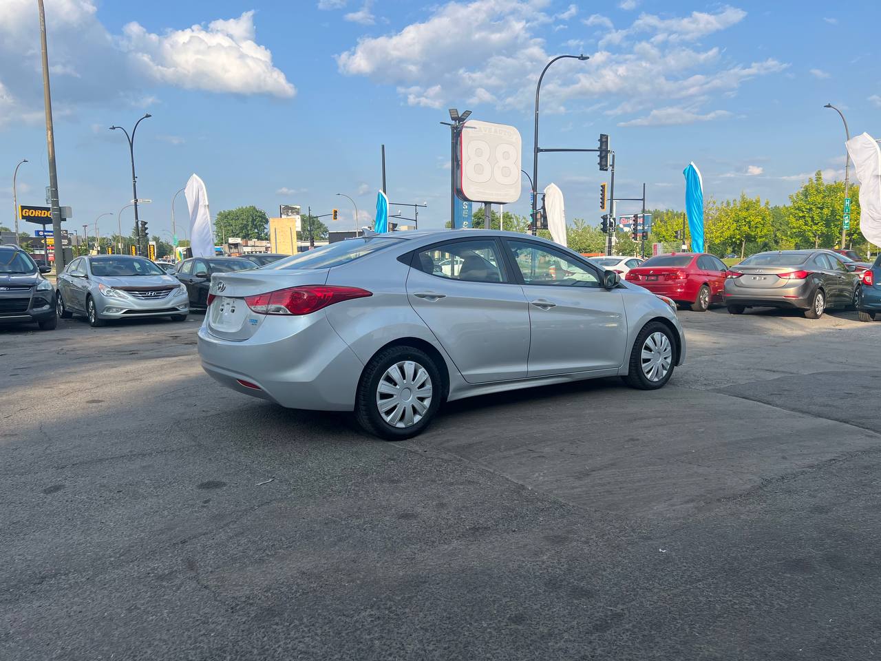 2013 Hyundai Elantra GL**SAAQ CERTIFIEE**SIEGES CHAUFFANTS** Image principale