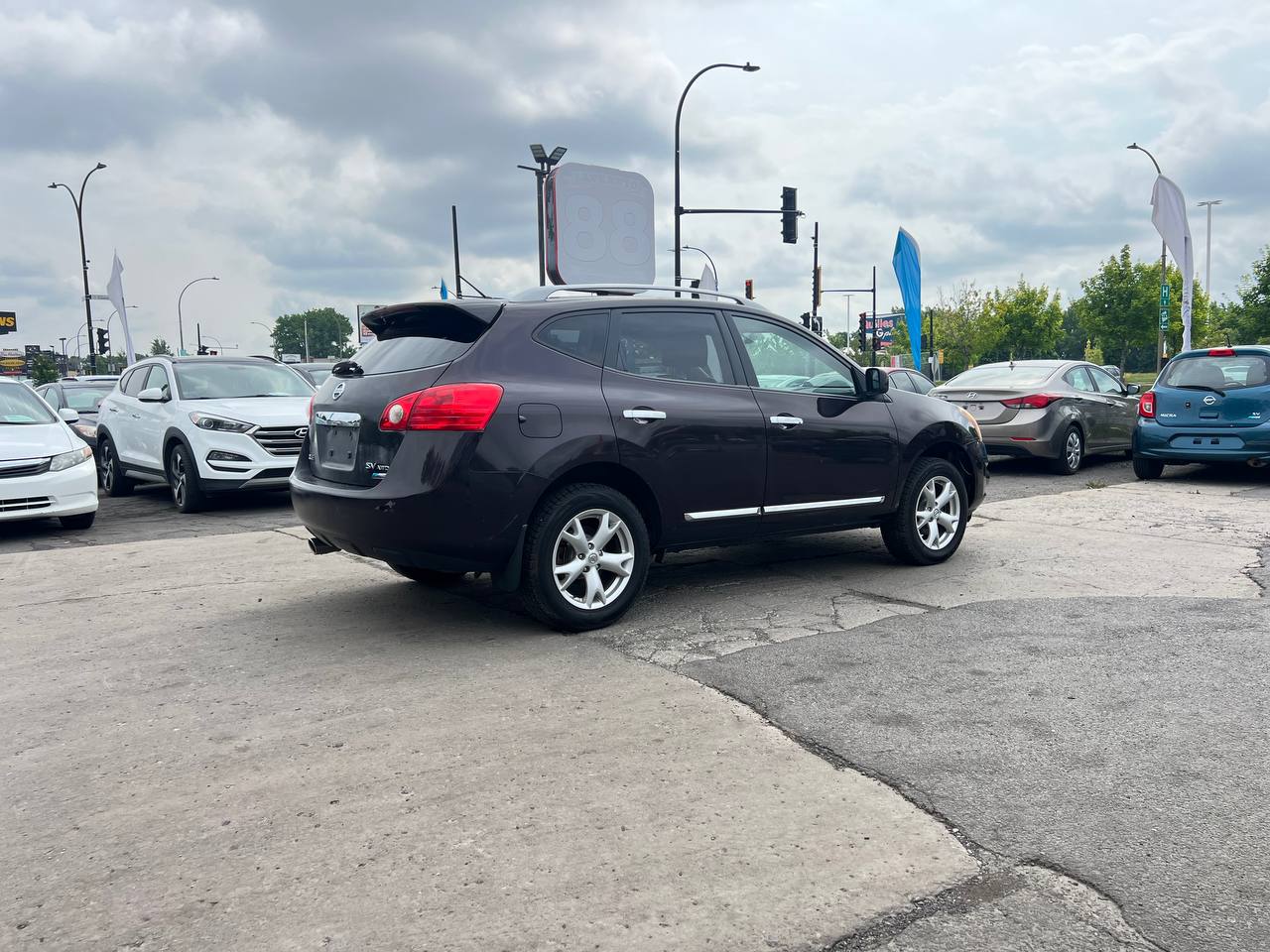 2011 Nissan Rogue SV**AWD**CAMERA DE RECULE**SIEGES CHAUFFNATS**MAGS** Main Image
