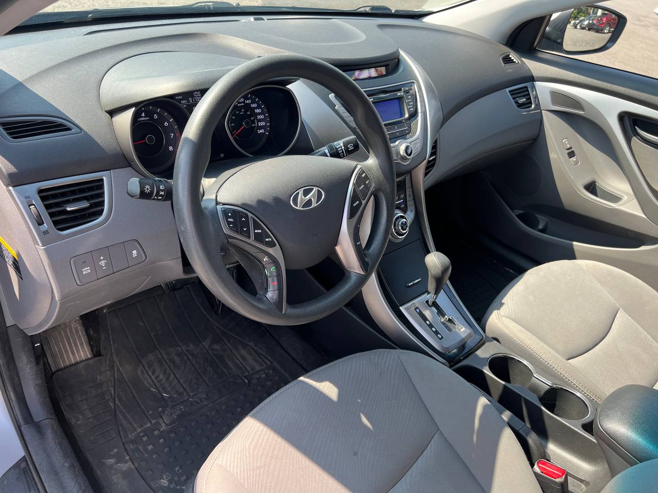 2013 Hyundai Elantra GL**Jamais accidente**SIEGES CHAUFFANTS** Image principale