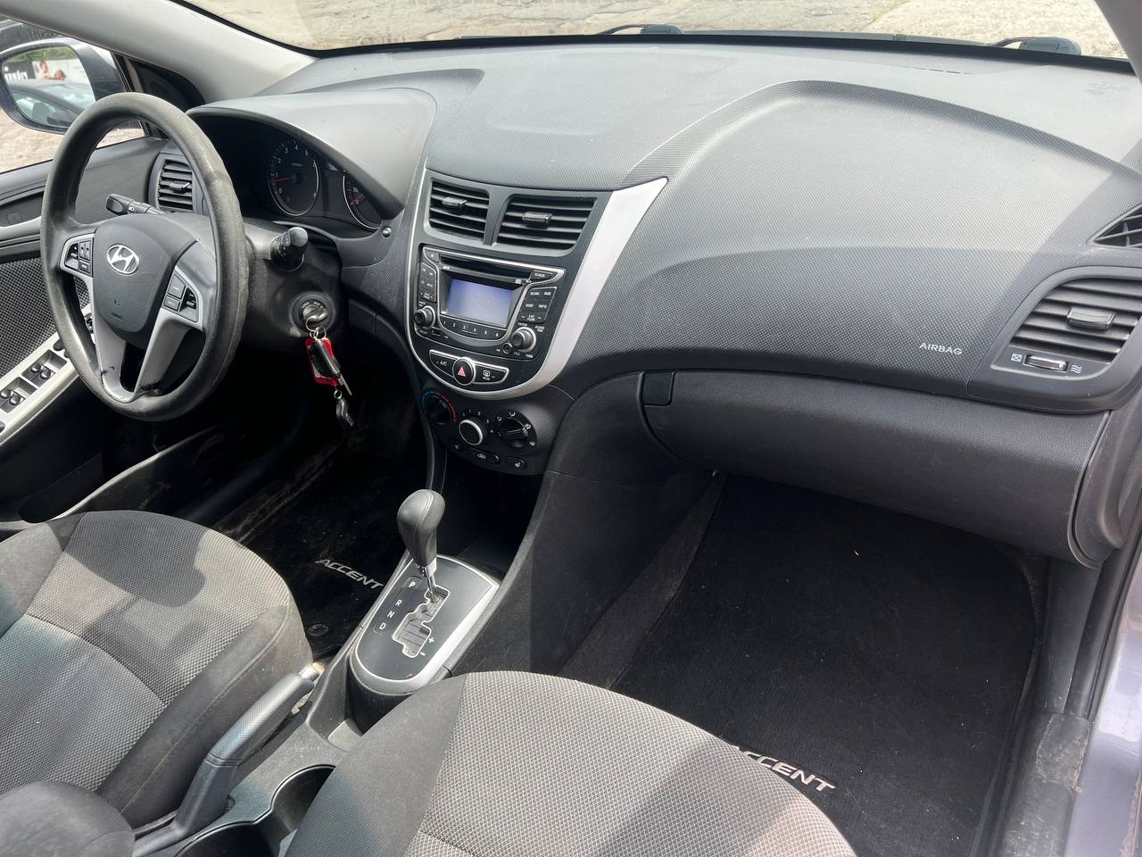 2013 Hyundai Accent GL**SIEGES CHAUFFENT** Image principale