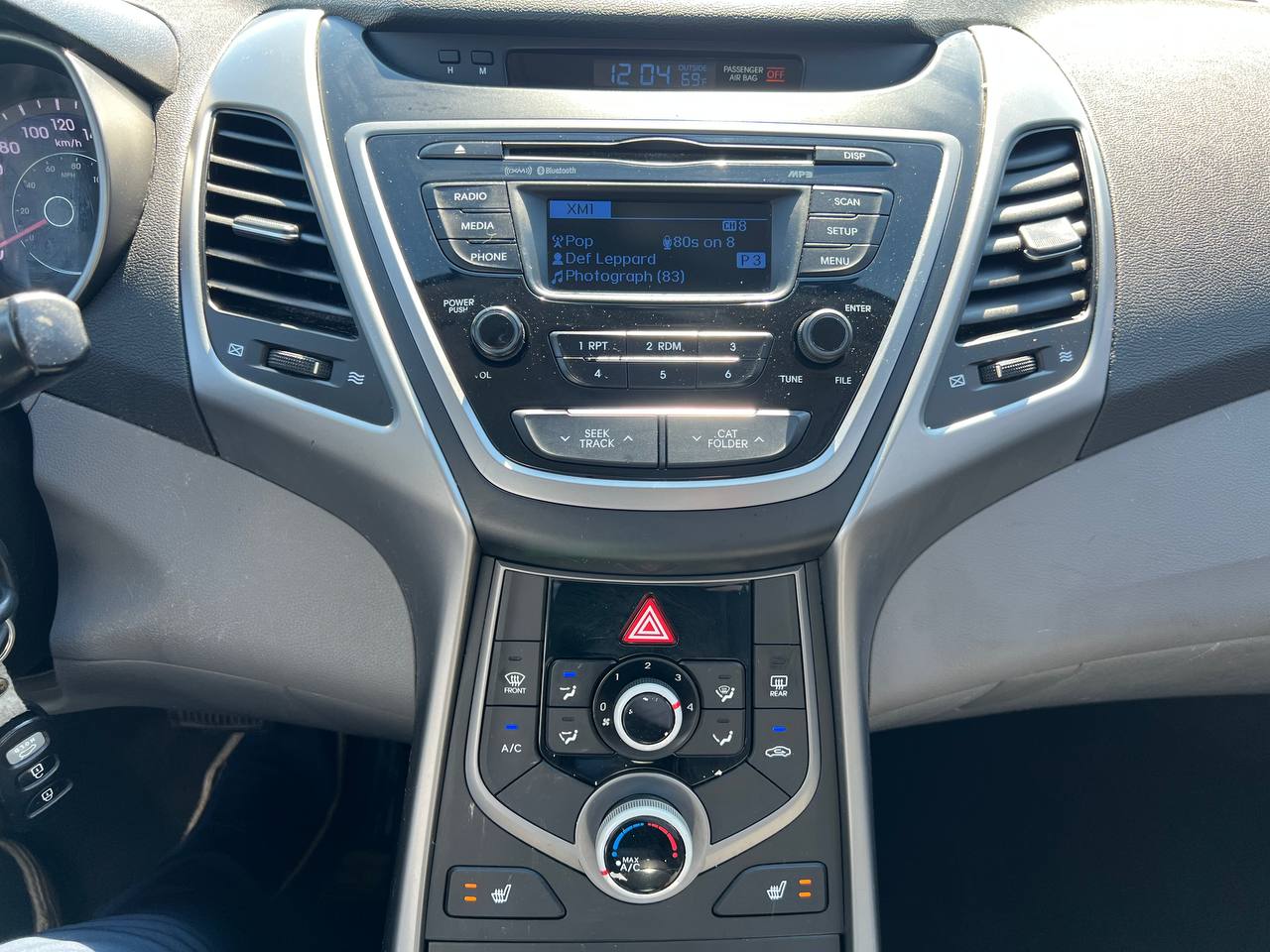 2014 Hyundai Elantra GL**SAAQ CERTIFIEE**SIEGES CHAUFFANTS** Image principale