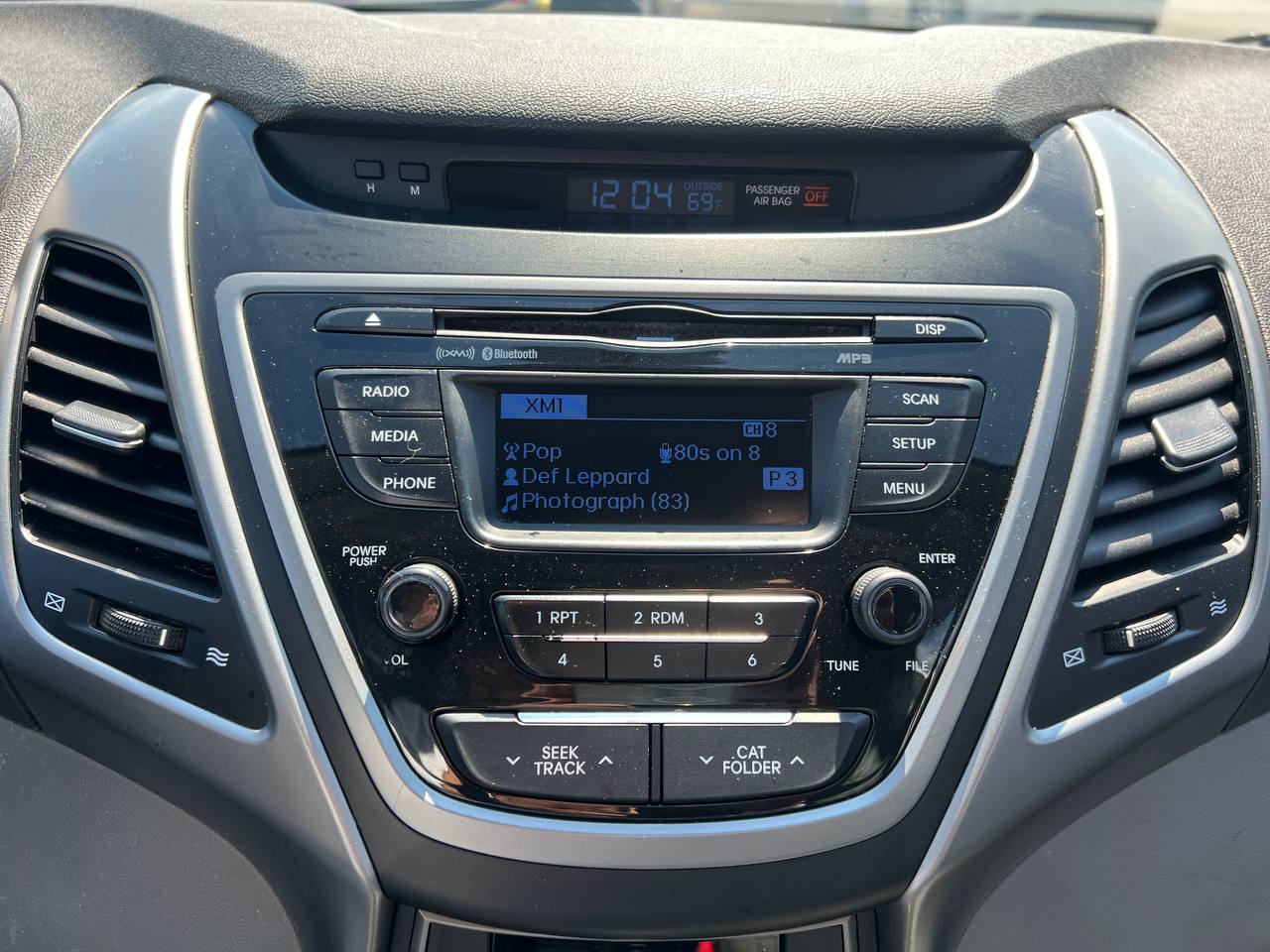 2014 Hyundai Elantra GL**SAAQ CERTIFIEE**SIEGES CHAUFFANTS** Image principale