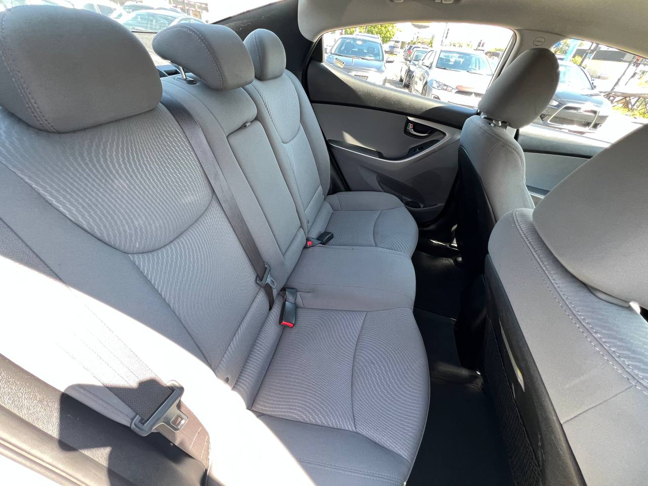 2014 Hyundai Elantra GL**SAAQ CERTIFIEE**SIEGES CHAUFFANTS** Image principale