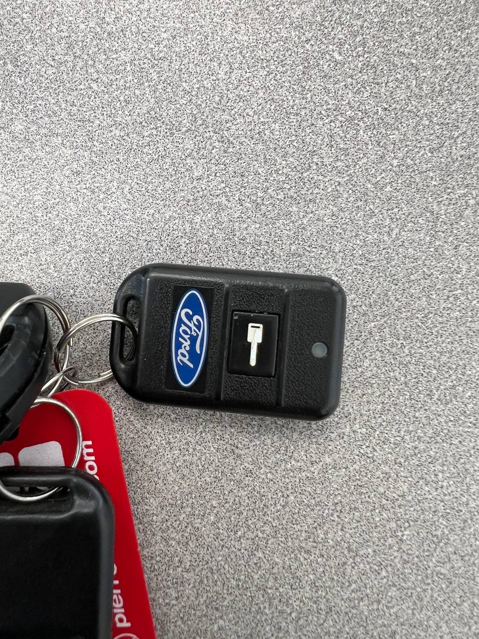 2015 Ford Escape SE**AWD**SAAQ CERTIFIEE**Jamais accidente**CamÉra de Recul**Navigation**SIEGES CHAUFFANTS**MAGS**DÉmarreur À Distance** Image principale