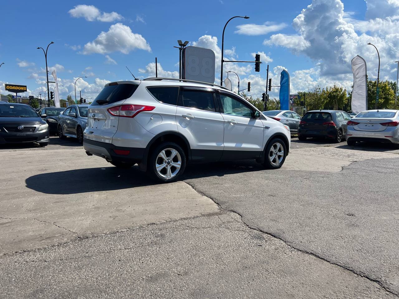 2015 Ford Escape SE**AWD**SAAQ CERTIFIEE**Jamais accidente**CamÉra de Recul**Navigation**SIEGES CHAUFFANTS**MAGS**DÉmarreur À Distance** Image principale
