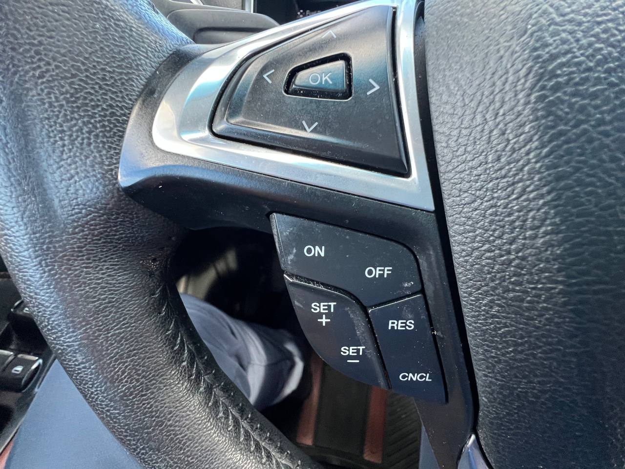 2015 Ford Edge TitaniumT**AWD**Toit Ouvrant Panaromique**ANGLE MORT**CamÉra de Recul**SIEGES EN CUIR**Navigation**SIEGES CHAUFFANTS**SIEGES CHAUFFANTS ARRIERE**SiÈges ventilÉs**VOLANT CHAUFFANTS**MAGS**dÉmarrage À distance** Image principale