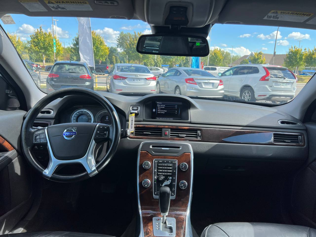 2012 Volvo XC70 T6**AWD  Toit Ouvrant**ALERTE D'ANGLE MORT**SIEGES EN CUIR**SIEGES CHAUFFANTS**SIEGES CHAUFFANTS ARRIERE**MAGS** Image principale