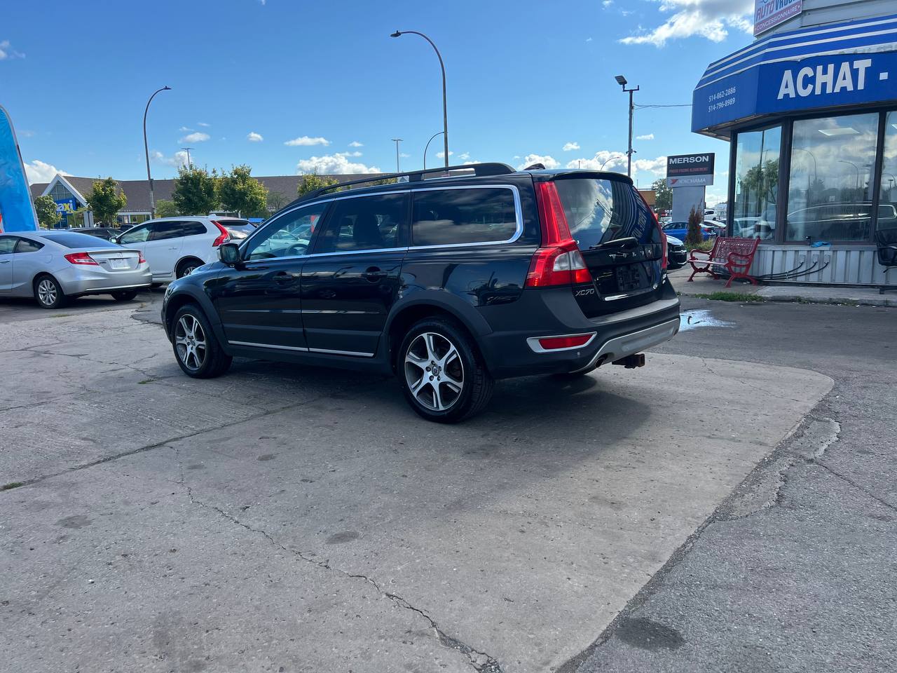 2012 Volvo XC70 T6**AWD  Toit Ouvrant**ALERTE D'ANGLE MORT**SIEGES EN CUIR**SIEGES CHAUFFANTS**SIEGES CHAUFFANTS ARRIERE**MAGS** Image principale