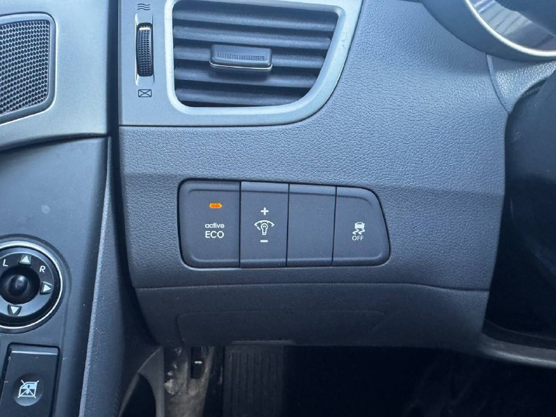 2014 Hyundai Elantra GL**SAAQ CERTIFIEE**SIEGES CHAUFFNATS**BLUETOOTH**BAS KILOMETRAGE** Image principale