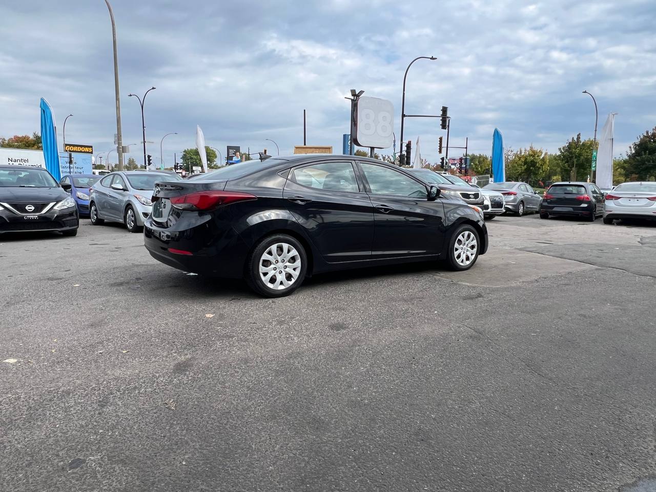 2015 Hyundai Elantra GL**SIEGES CHAUFFANTS** Image principale