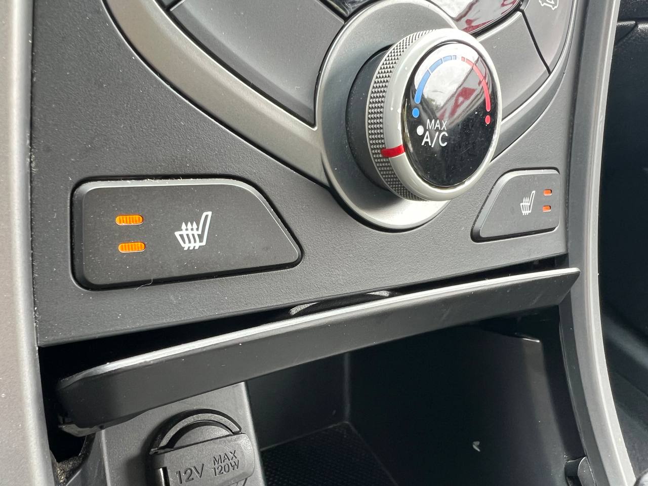 2015 Hyundai Elantra GL**SIEGES CHAUFFANTS** Image principale