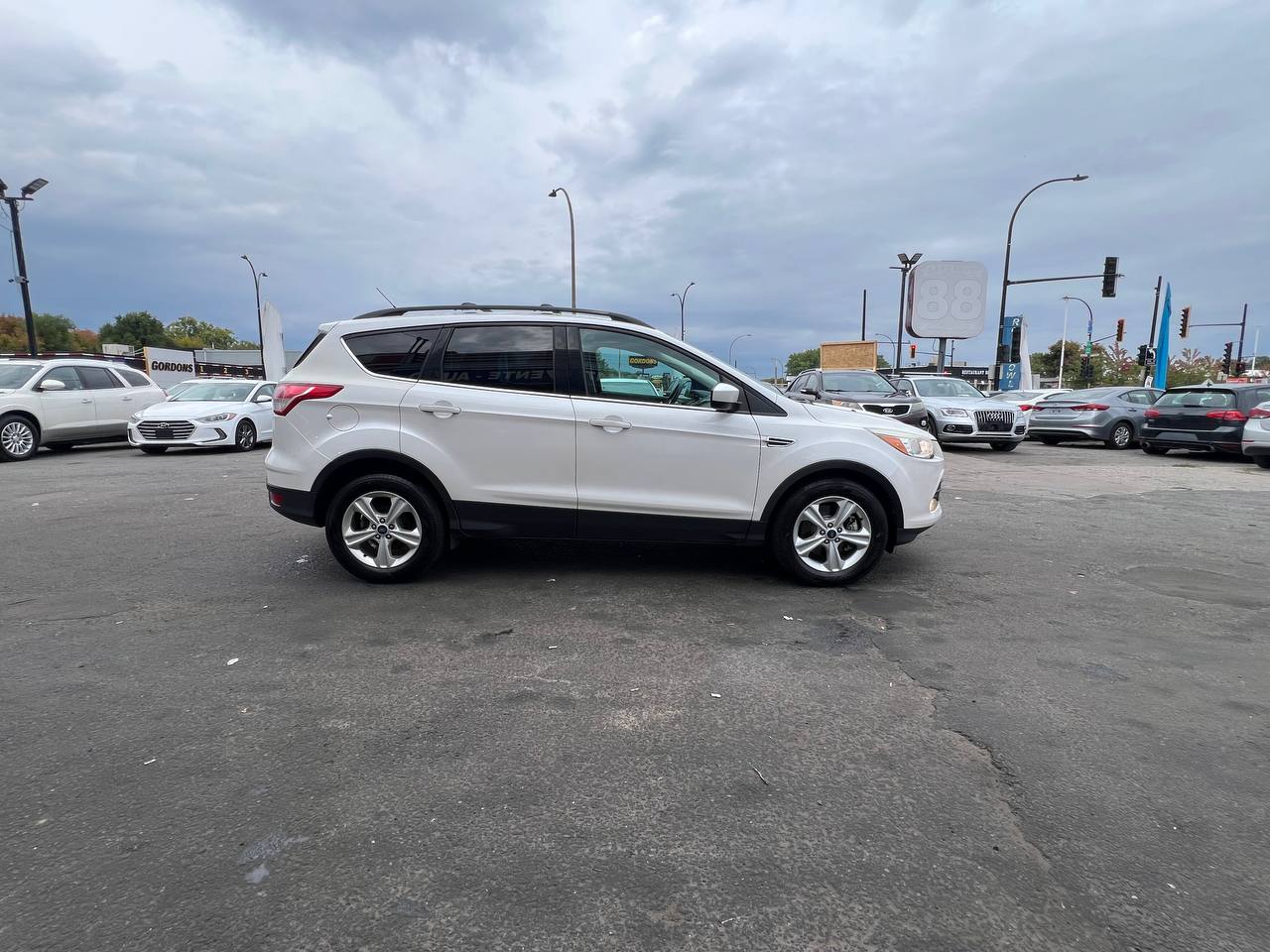2014 Ford Escape SE**AWD**Jamais Accidente**CamÉra de Recul**SIEGES CHAUFFANTS**MAGS** Image principale