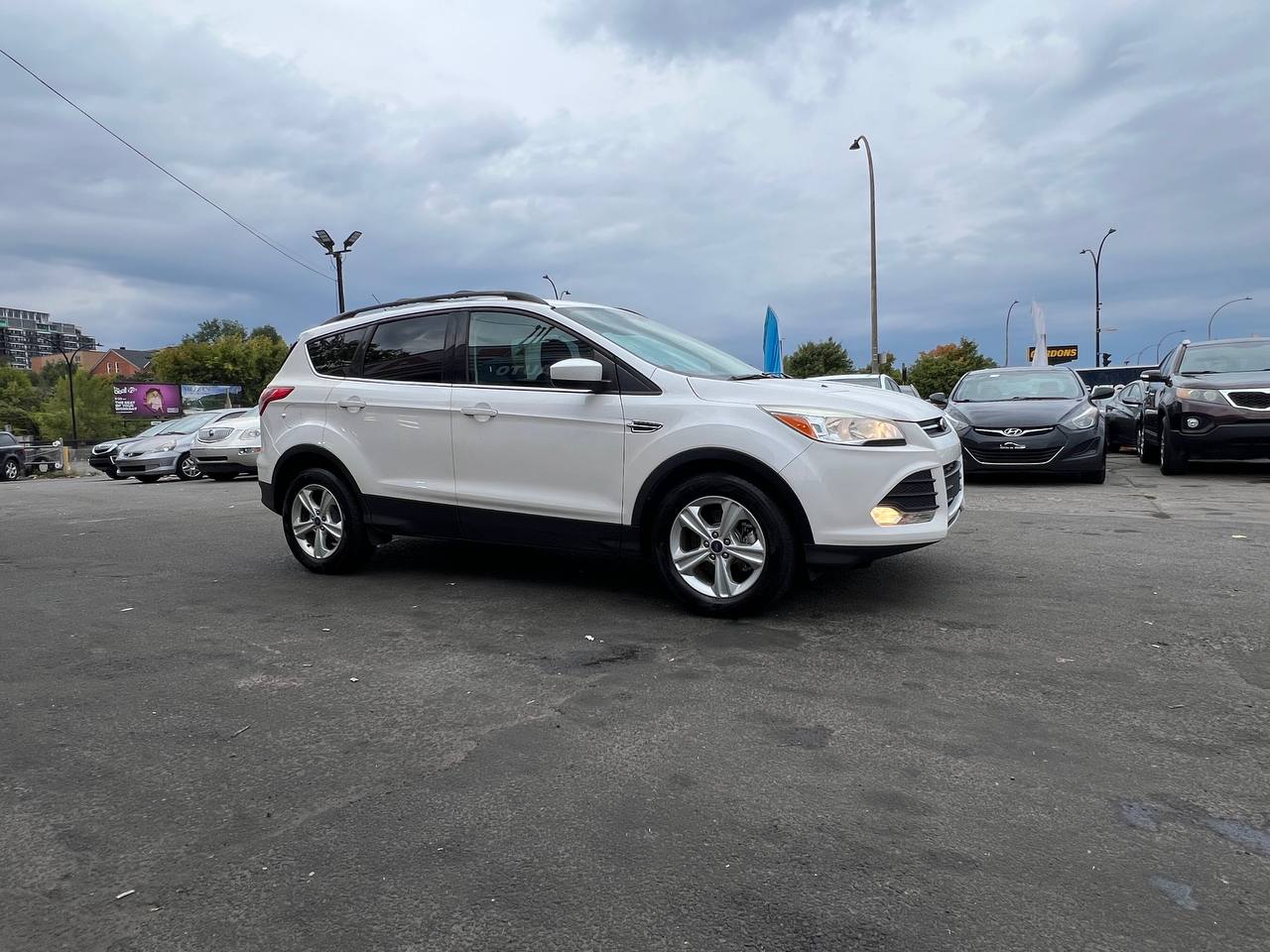 2014 Ford Escape SE**AWD**Jamais Accidente**CamÉra de Recul**SIEGES CHAUFFANTS**MAGS** Image principale