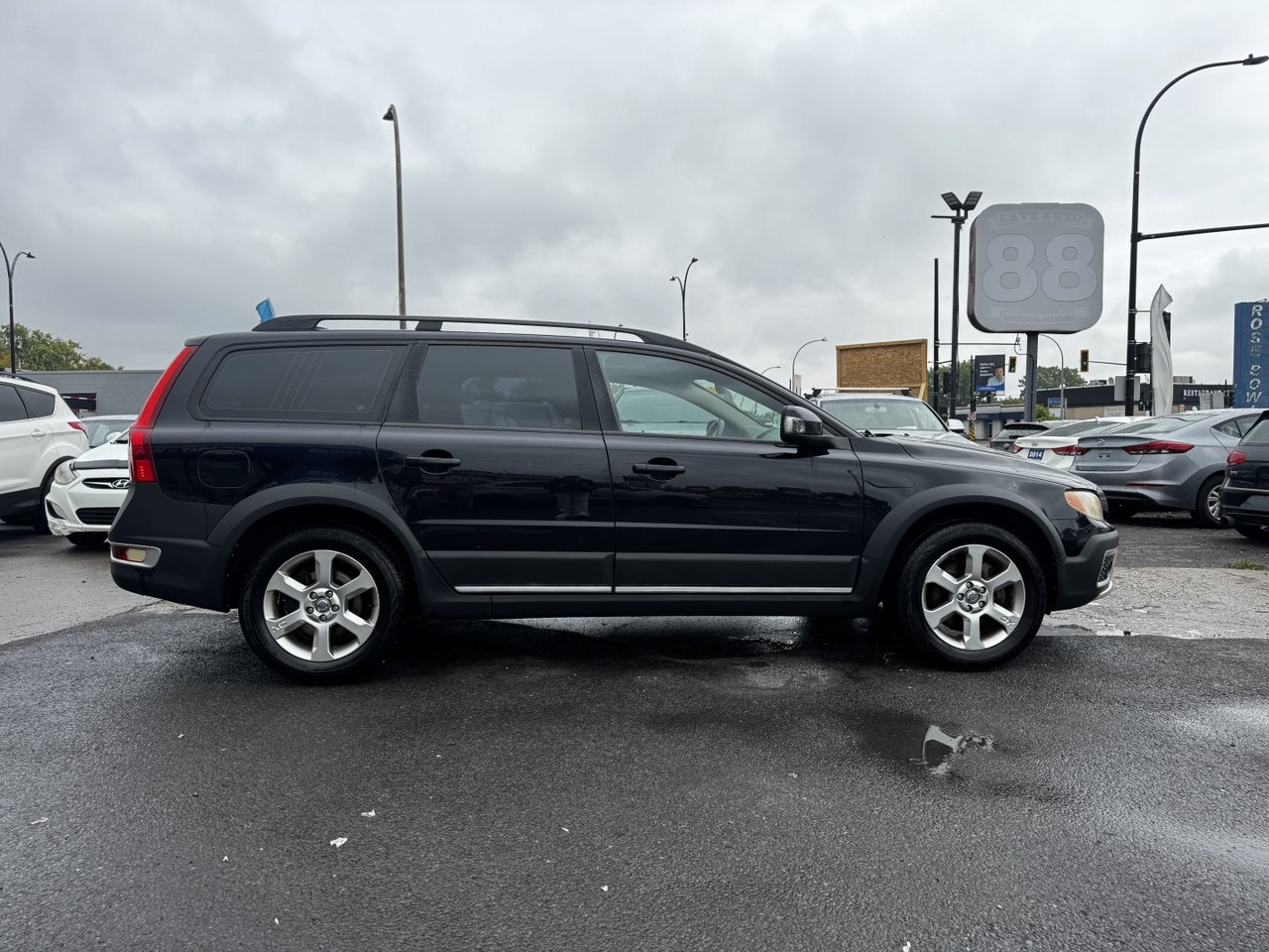 2009 Volvo XC70 3.2L**AWD**TOIT OUVRANT**SIEGES CHAUFFNATS**CUIR**PUSH TO STRAT** Main Image