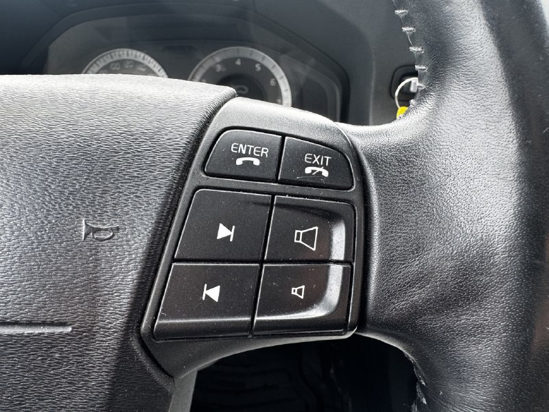 2009 Volvo XC70 3.2L**AWD**TOIT OUVRANT**SIEGES CHAUFFNATS**CUIR**PUSH TO STRAT** Main Image