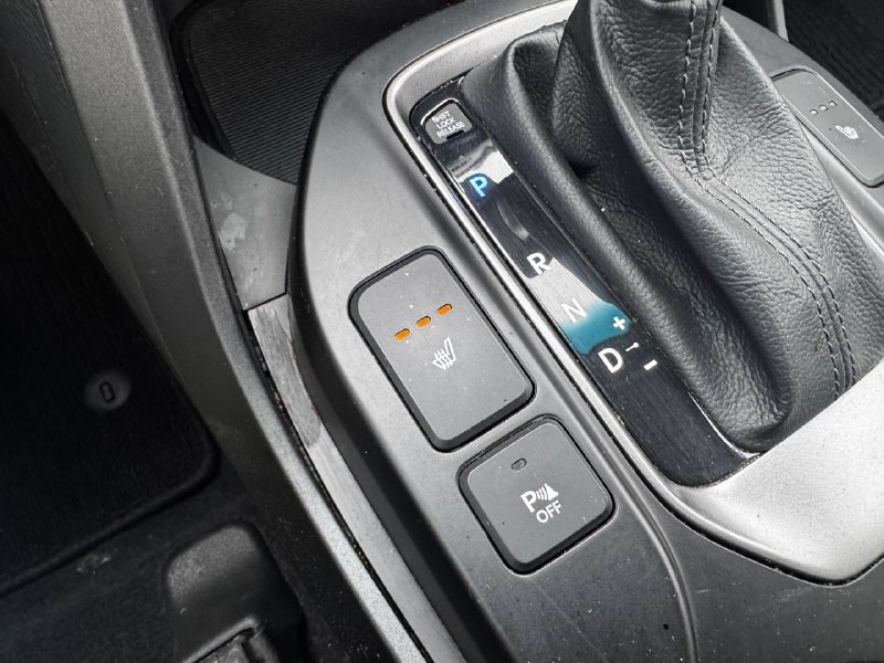 2014 Hyundai Santa Fe Sport Premium**Jamais Accidente**SIEGES CHAUFFNATS AVANT ET ARRIERE**VOLANT CHAUFFNATS**Financement 1Ère, 2e et 3e chance !! 100% ApprouvÉ Image principale