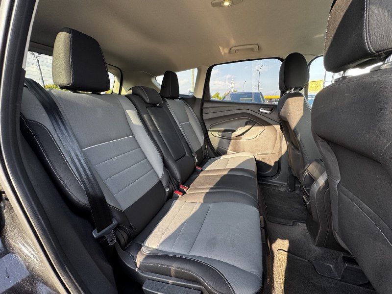 2014 Ford Escape SE**AWD**Jamais Accidente**CAMERA DE RECULE**SIEGES CHAUFFNATS**Financement 1Ère, 2e et 3e chance !! 100% ApprouvÉ Image principale