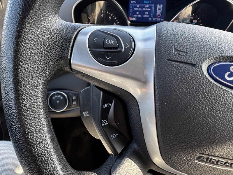 2014 Ford Escape SE**AWD**Jamais Accidente**CAMERA DE RECULE**SIEGES CHAUFFNATS**Financement 1Ère, 2e et 3e chance !! 100% ApprouvÉ Image principale