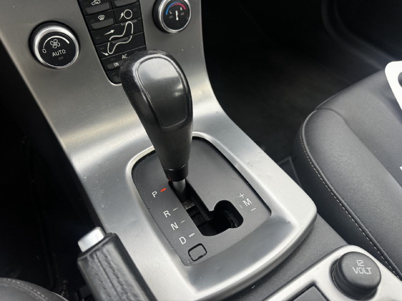 2008 Volvo S40 S40**CUIR**SIEGES CHAUFFNTAS**ANGLE MORT** Image principale