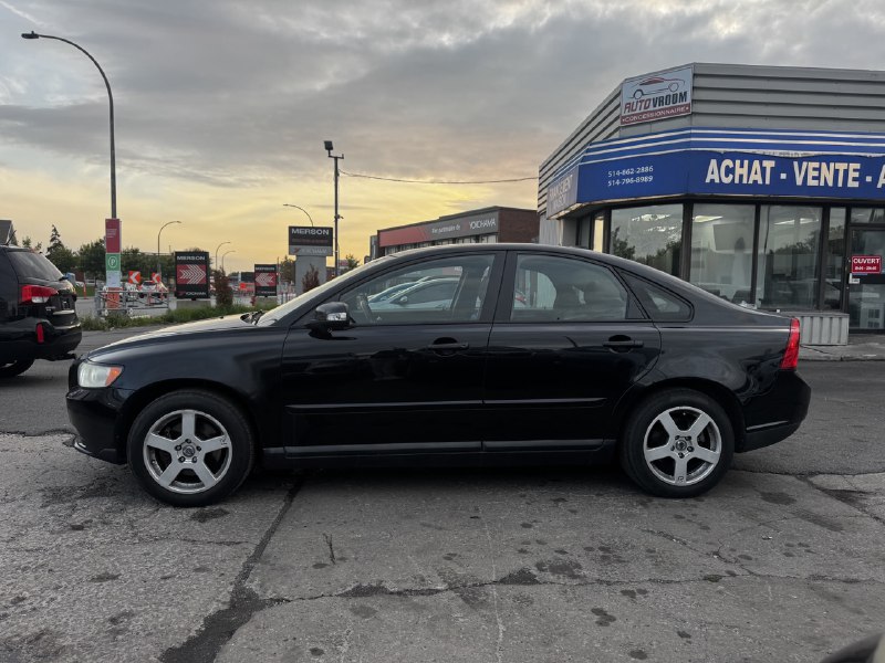 2008 Volvo S40 S40**CUIR**SIEGES CHAUFFNTAS**ANGLE MORT** Image principale