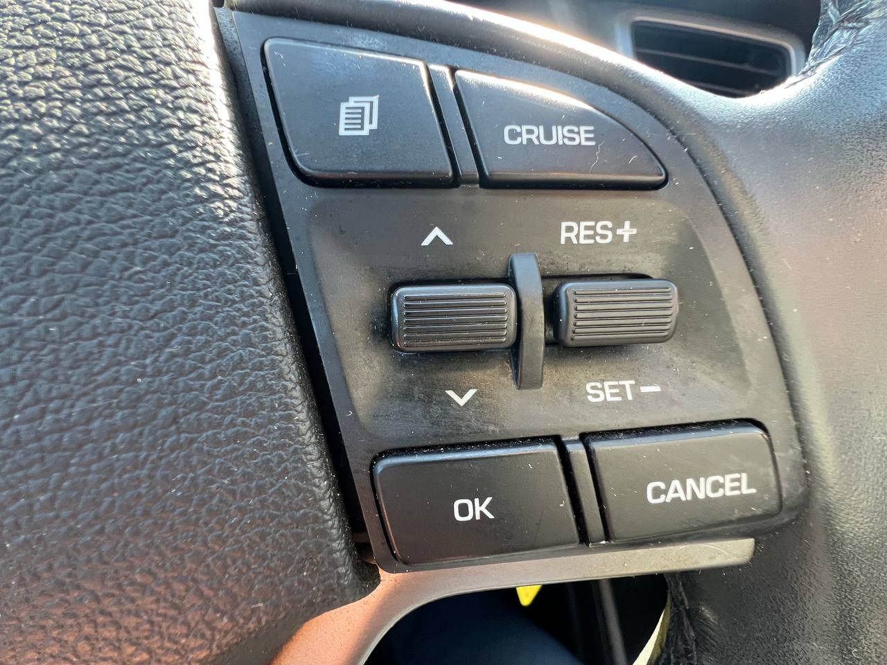 2017 Hyundai Tucson Premium**AWD**SAAQ CERTIFIEE**CamÉra de Recul**Volant Chauffant**SIEGES CHAUFFNATS AVANT ET ARRIERE**ANGLE MORT**MAGS** Image principale