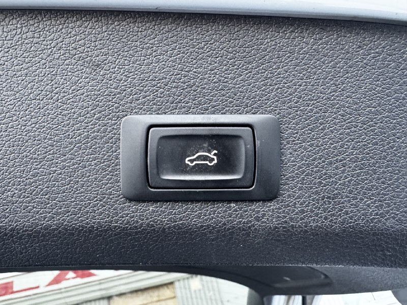 2014 Audi Q7 3.0L TDI Progressiv**SAAQ CERTIFIEE**DIESELE**AWD**7 Passagers**TOIT OUVRANT**CAMERA DE RECULE**SIEGES CHAUFFNATS**MAGS** Image principale