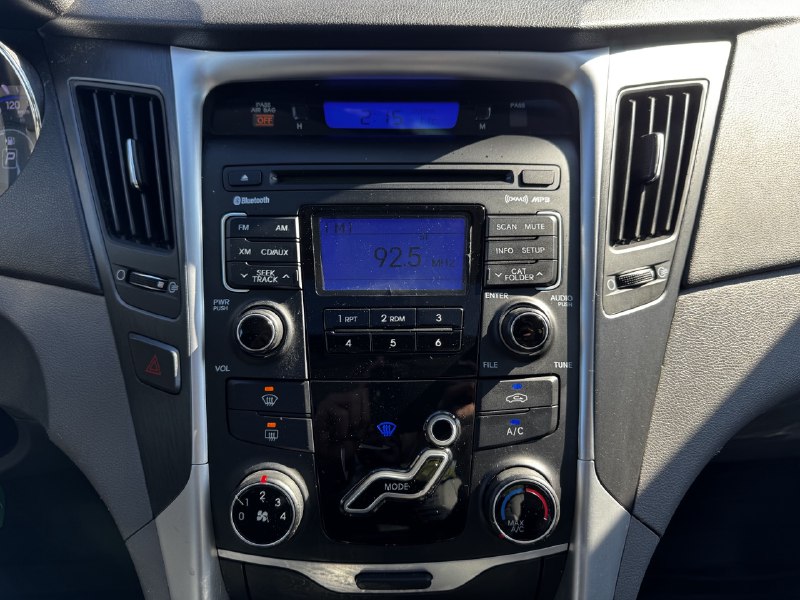 2011 Hyundai Sonata GLS**Jamais Accidente**TOIT OUVRANT**SIEGES CHAUFFNATS**MAGS**SIEGES ELECTRIQUE**MODE ECO** Image principale