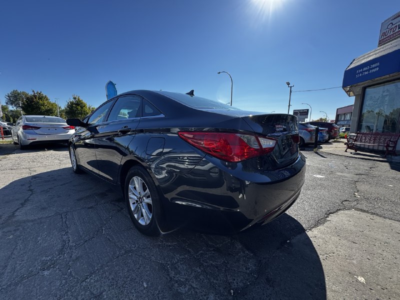 2011 Hyundai Sonata GLS**Jamais Accidente**TOIT OUVRANT**SIEGES CHAUFFNATS**MAGS**SIEGES ELECTRIQUE**MODE ECO** Image principale