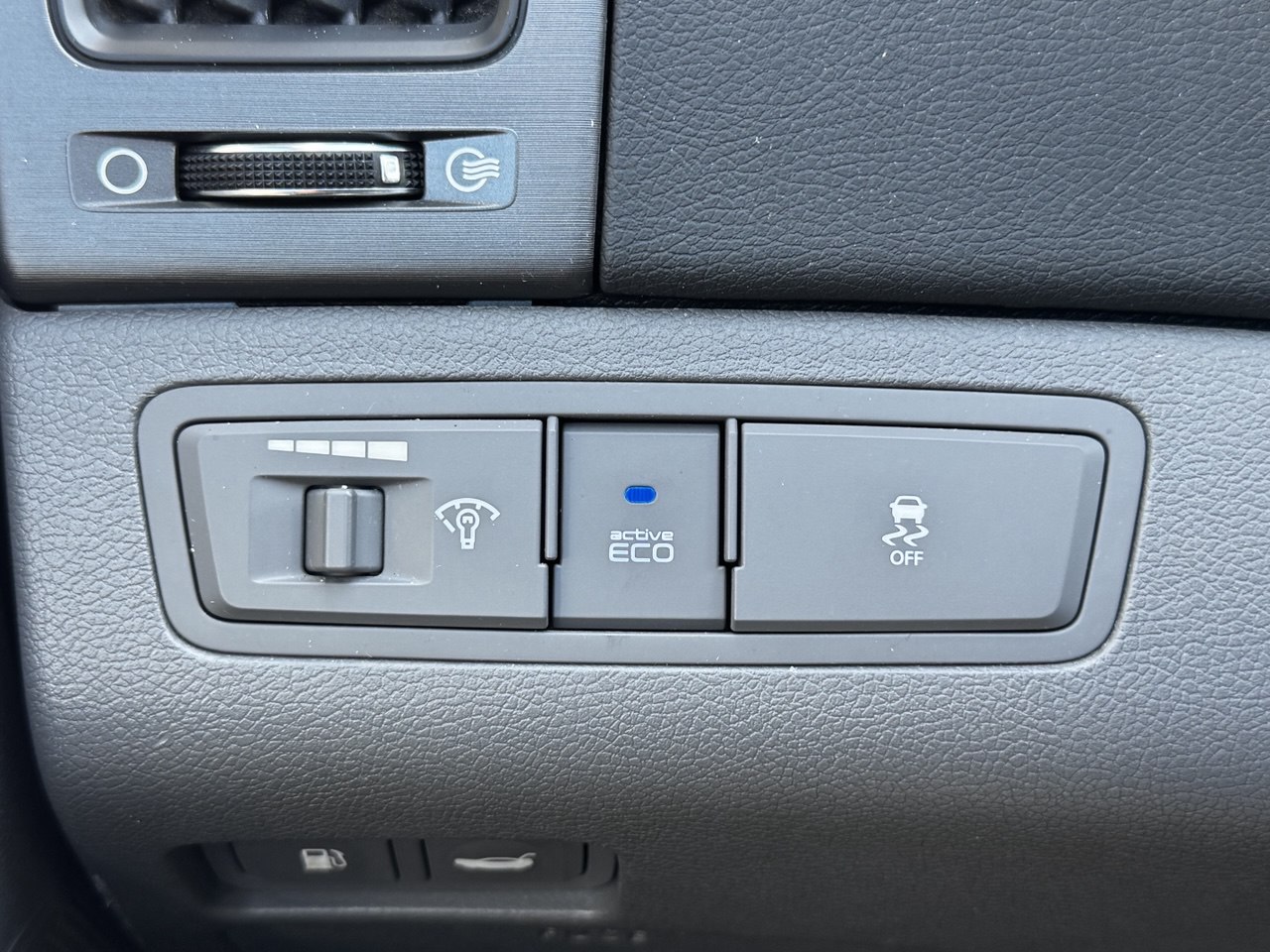 2011 Hyundai Sonata GLS**Jamais Accidente**TOIT OUVRANT**SIEGES CHAUFFNATS**MAGS**SIEGES ELECTRIQUE**MODE ECO** Image principale