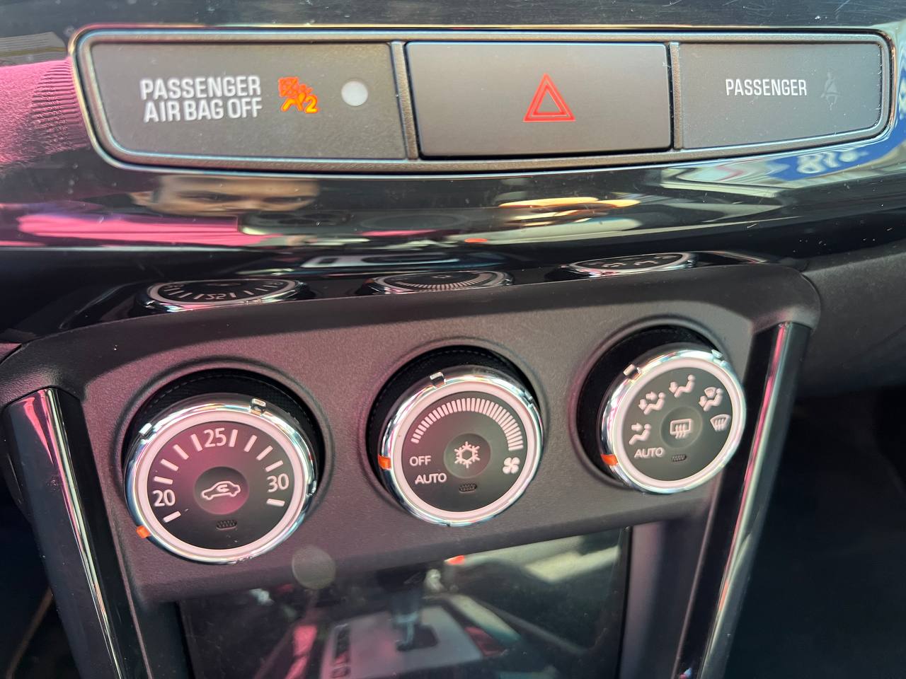 2017 Mitsubishi Lancer SE Anniversary Edition**TOIT OUVRANT**CAMERA DE RECULE**SIEGES CHAUFFANTS**MAGS** Image principale