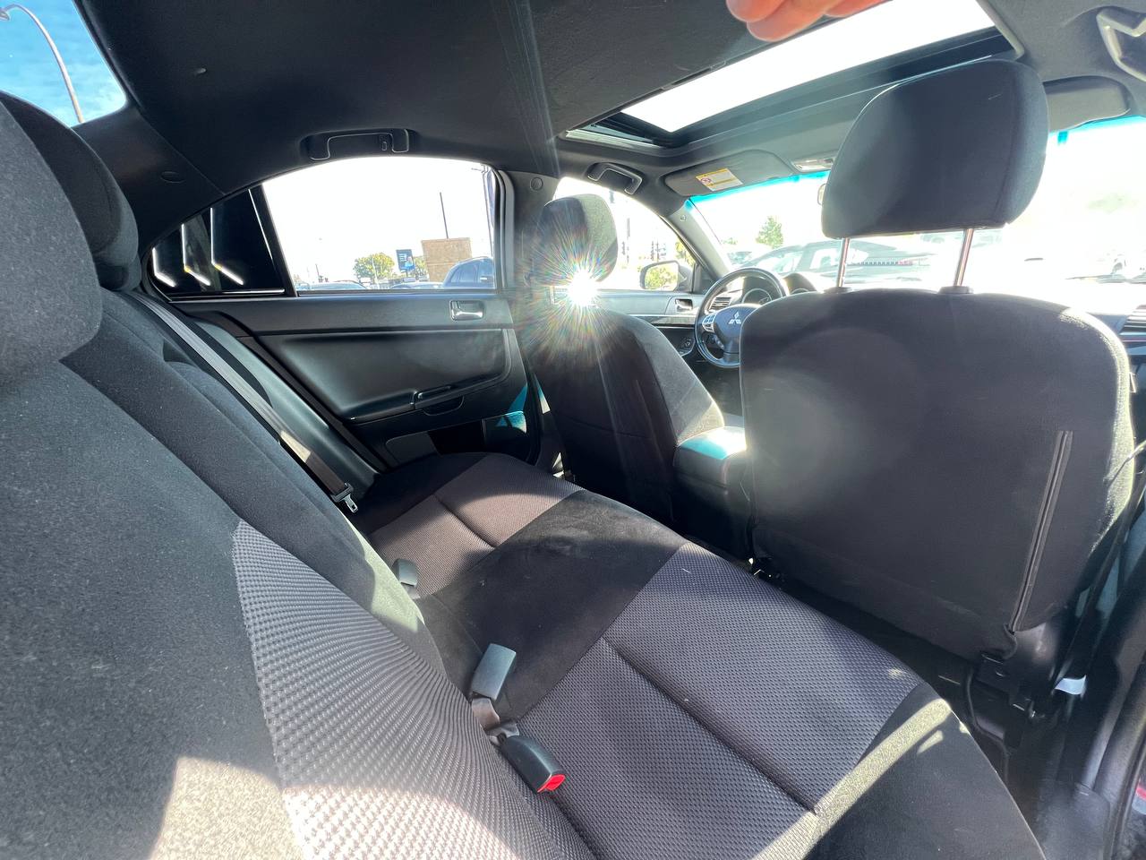 2017 Mitsubishi Lancer SE Anniversary Edition**TOIT OUVRANT**CAMERA DE RECULE**SIEGES CHAUFFANTS**MAGS** Image principale