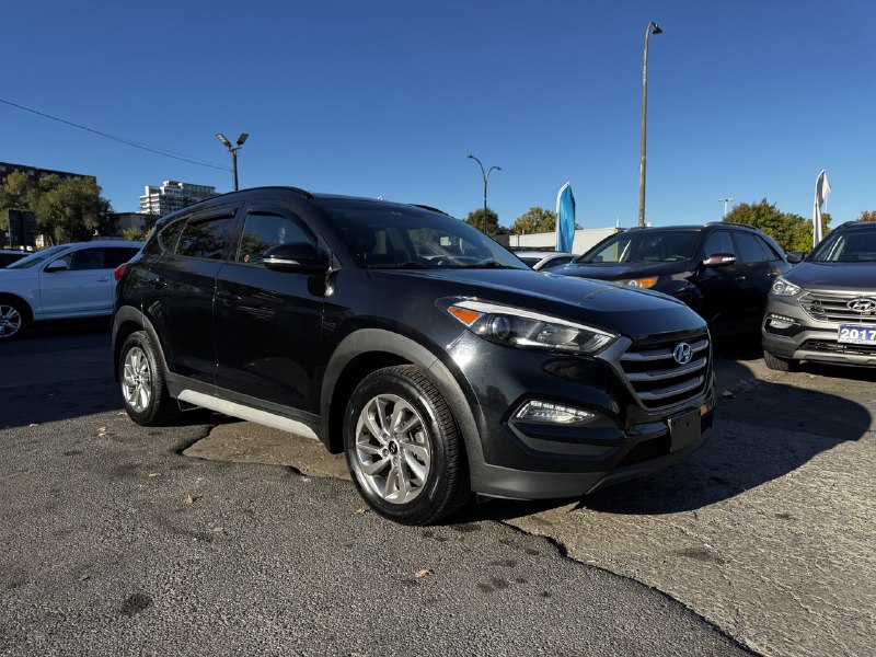 2017 Hyundai Tucson SE**AWD**SAAQ CERTIFIEE**TOIT PANORAMIQUE**SIEGES CHAUFFNATS**CAMERA DE RECULE**MAGS**VOLANT CHAUFFNATS** Image principale