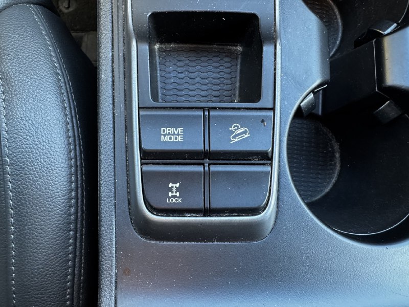 2017 Hyundai Tucson SE**AWD**SAAQ CERTIFIEE**TOIT PANORAMIQUE**SIEGES CHAUFFNATS**CAMERA DE RECULE**MAGS**VOLANT CHAUFFNATS** Image principale