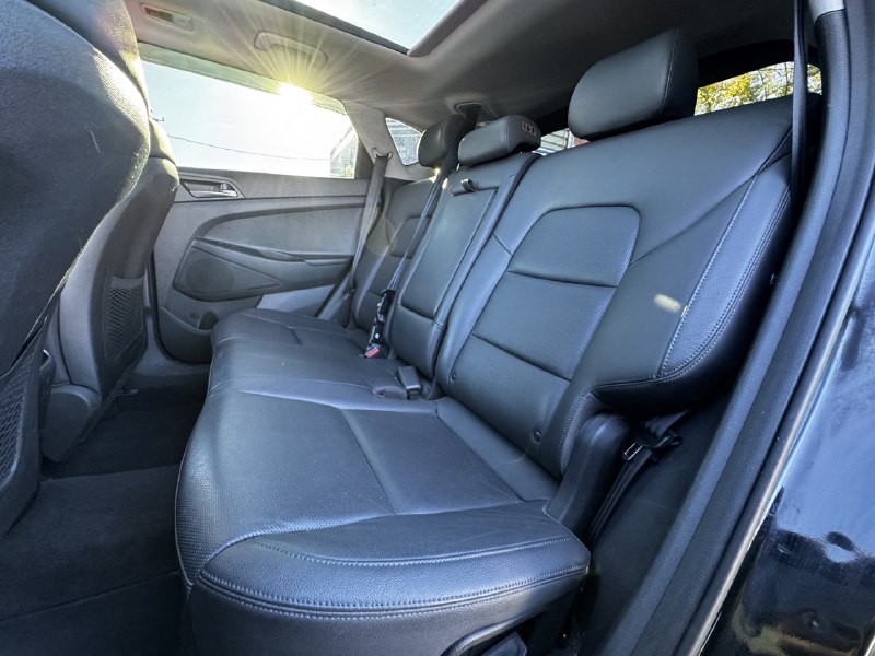 2017 Hyundai Tucson SE**AWD**SAAQ CERTIFIEE**TOIT PANORAMIQUE**SIEGES CHAUFFNATS**CAMERA DE RECULE**MAGS**VOLANT CHAUFFNATS** Image principale