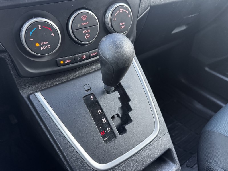 2013 Mazda 5 GS**6 PASSAGER**Jamais Accidente**SAAQ CERTIFIEE**MAGS** Image principale