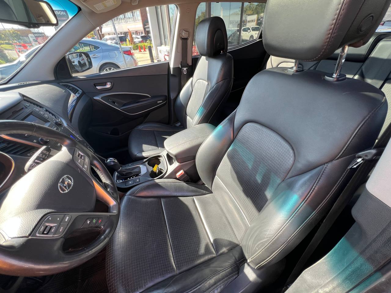 2014 Hyundai Santa Fe Sport SE**AWD**SAAQ CERTIFIEE**TOIT OUVRANT PANORAMIQUE**SIEGE EN CUIR**CAMERA DE RECUL**SIEGES CHAUFFNATS AVANT ET ARRIERE**VOLANT CHAUFFNATS**MAGS** Image principale