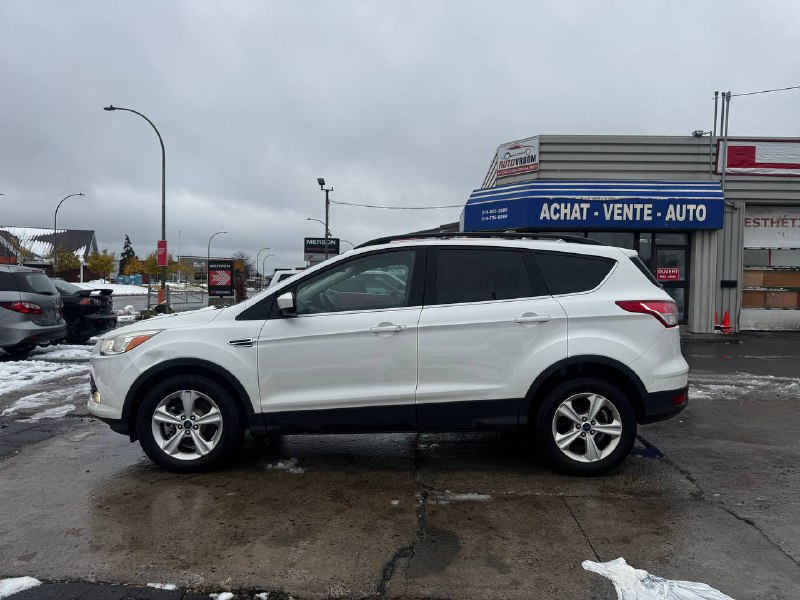 2014 Ford Escape SE**AWD**Jamais Accidente**CamÉra de Recul**SIEGES CHAUFFANTS**MAGS** Main Image