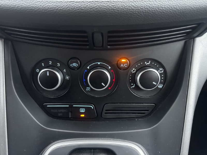 2014 Ford Escape SE**AWD**Jamais Accidente**CAMERA DE RECULE**SIEGES CHAUFFNATS**Financement 1Ère, 2e et 3e chance !! 100% ApprouvÉ Main Image