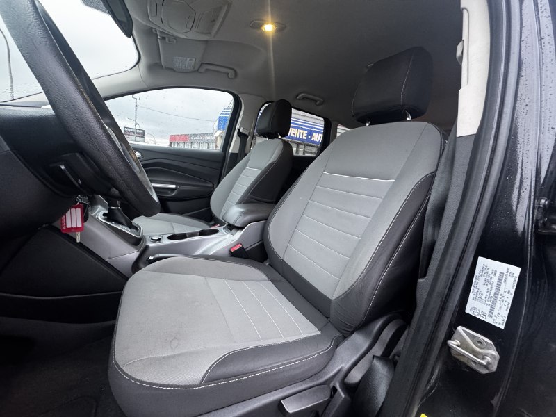 2014 Ford Escape SE**AWD**Jamais Accidente**CAMERA DE RECULE**SIEGES CHAUFFNATS**Financement 1Ère, 2e et 3e chance !! 100% ApprouvÉ Main Image