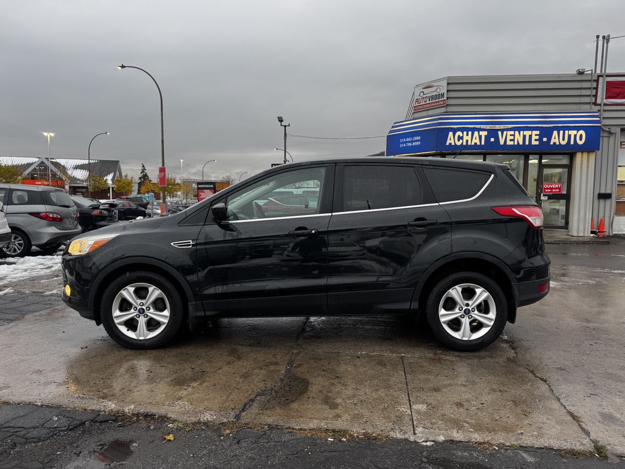 2014 Ford Escape SE**AWD**Jamais Accidente**CAMERA DE RECULE**SIEGES CHAUFFNATS**Financement 1Ère, 2e et 3e chance !! 100% ApprouvÉ Main Image
