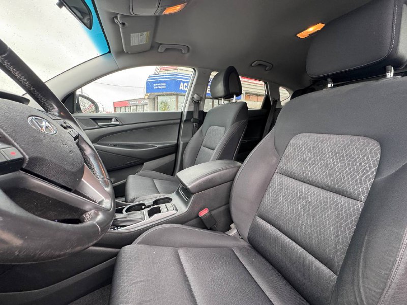 2016 Hyundai Tucson Premium **SIÈGES CHAUFFANTS AVANT ET ARRIÈRE**CAMERA DE RECUL**DÉTÉCTEUR D'ANGLES MORTS** Main Image