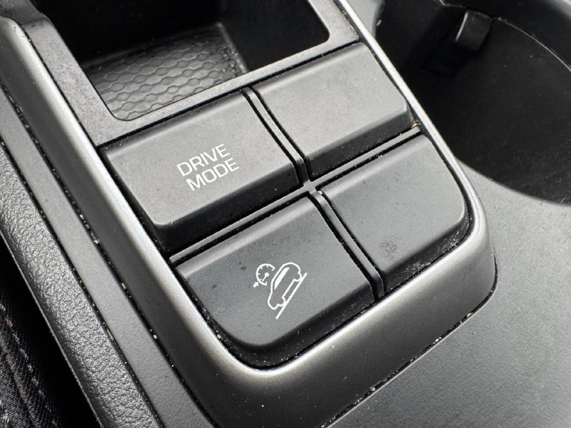 2016 Hyundai Tucson Premium **SIÈGES CHAUFFANTS AVANT ET ARRIÈRE**CAMERA DE RECUL**DÉTÉCTEUR D'ANGLES MORTS** Main Image