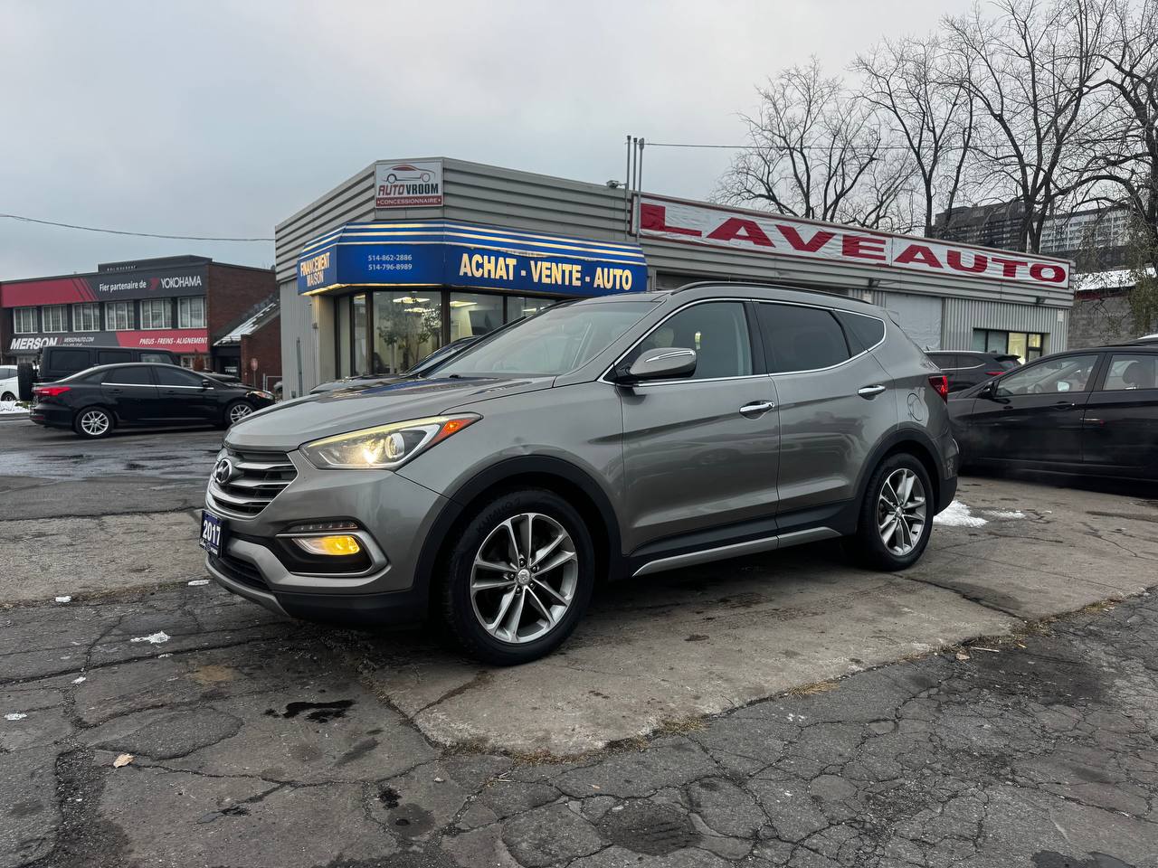 2017 Hyundai Santa Fe Sport Limited**AWD**Jamais Accidente**SAAQ CERTIFIEE**TOIT OUVRANT PANORAMIQUE**SIEGE EN CUIR**CAMERA DE RECUL**SIEGES CHAUFFNATS AVANT ET ARRIERE**Siege Ventile**Volant Chauffant**Navigation**Alerte d'angle Mort**MAGS** Main Image